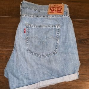 Levi’s light wash shorts